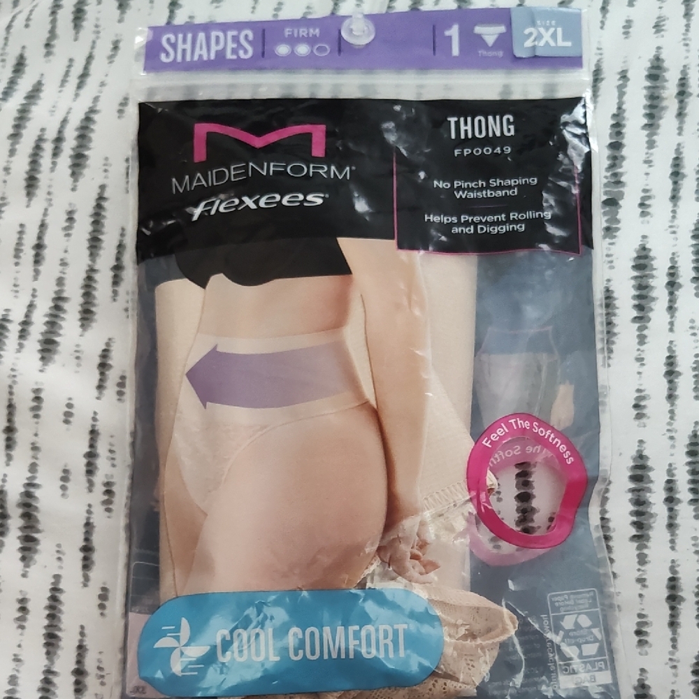 Maidenform Cream Seamless Thong Underwear
